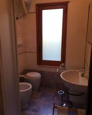 Semesterbostad Le Rose San Menaio