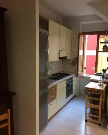 Le Rose Semesterbostad San Menaio