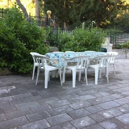 Le Rose Casa vacanze San Menaio